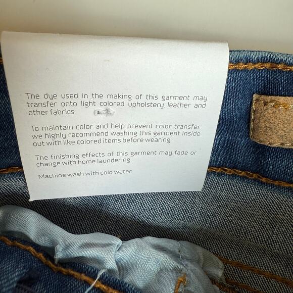 NEW Joe's Jeans Markie Denim Shorts 7 Youth - Picture 6 of 12